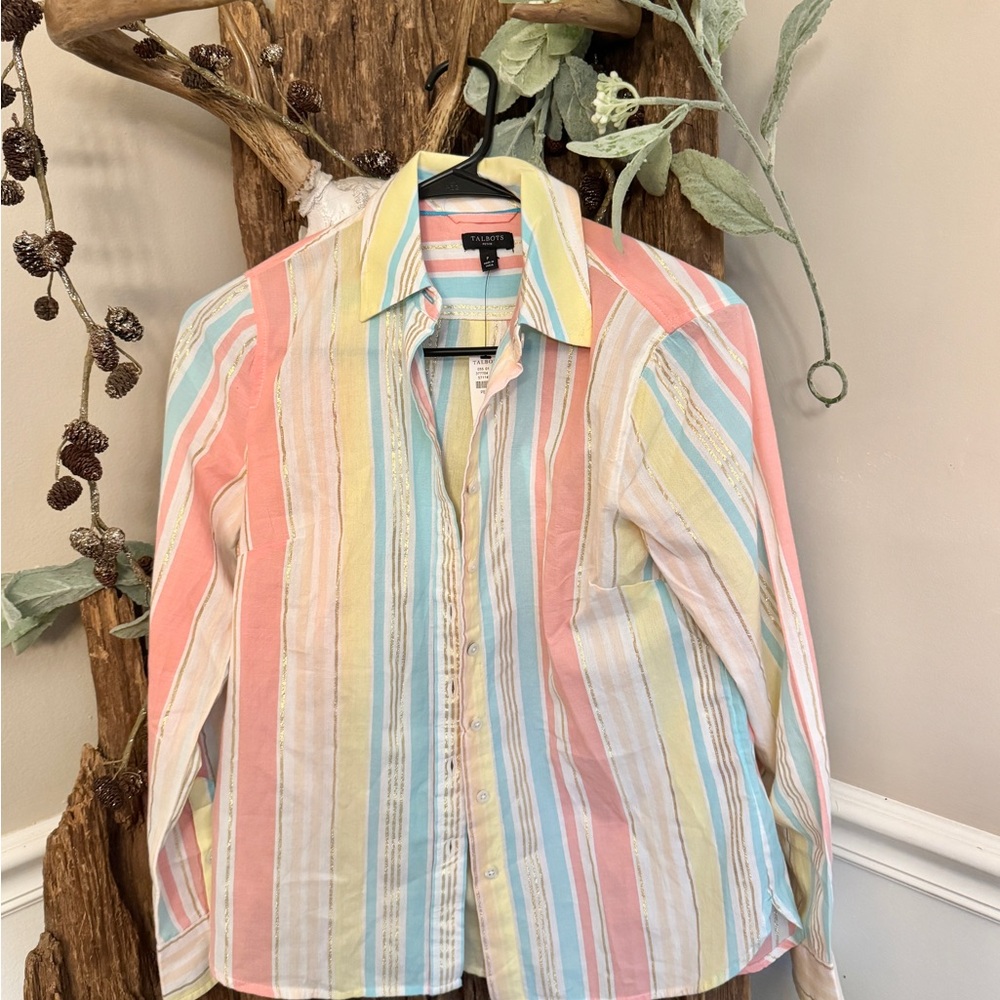 NWT New Talbots Women’s Striped Gold Shimmer Button Up Petite Small